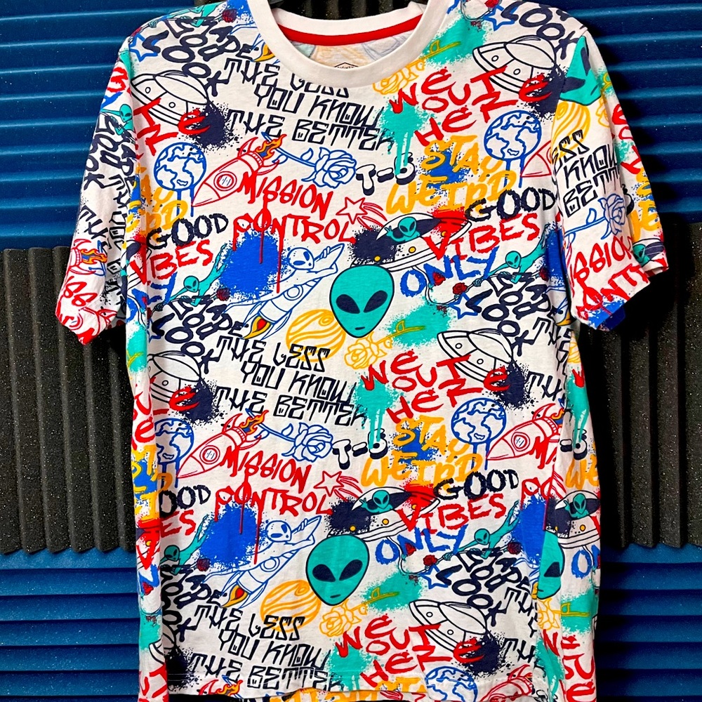 Eighty Eight Alien graffiti T-shirt mens